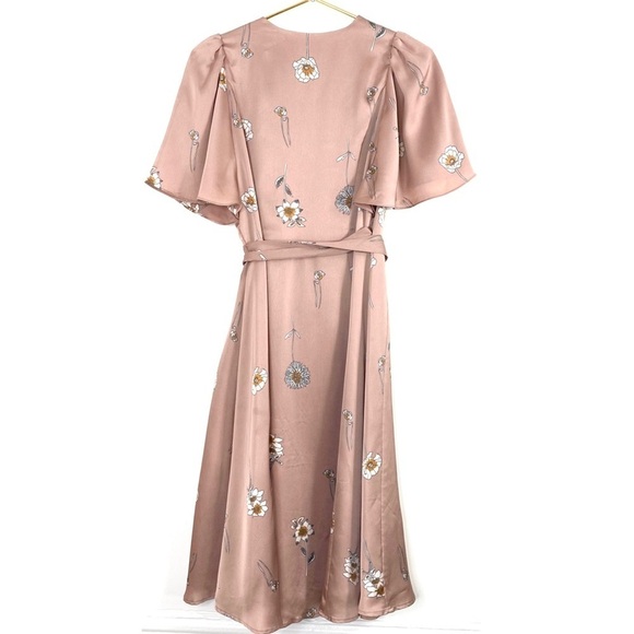 Astr the Label Fiona Floral Wrapped Bow tie Waist Midi Dress Dusty Pink Size S - Picture 3 of 8